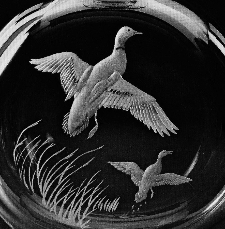 NEW in RED BOX STEUBEN glass MALLARD DECANTER HOUSTON eagle duck goose Macallan!