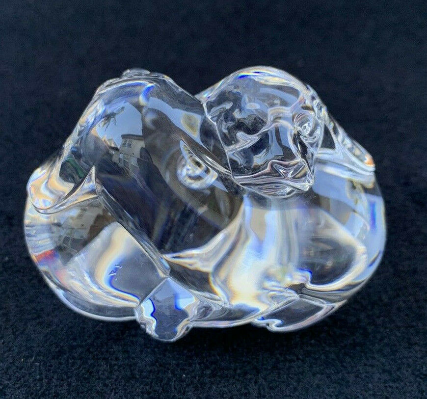 Steuben Art Glass Puppy Love Two Snuggling Puppies Dog Figurine Paperweight
