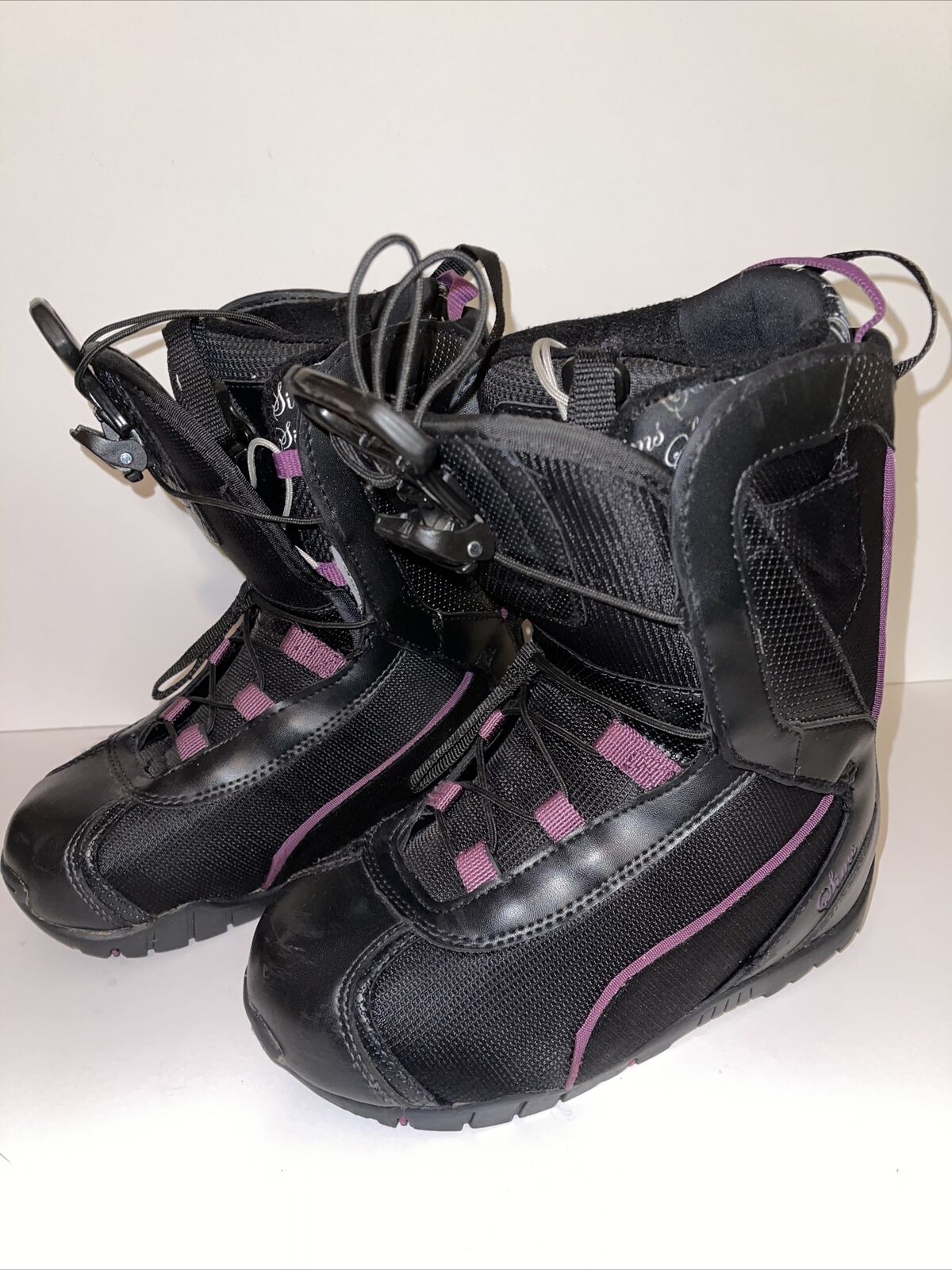 Sims Caliber Woman’s Snowboard Boots Size 6