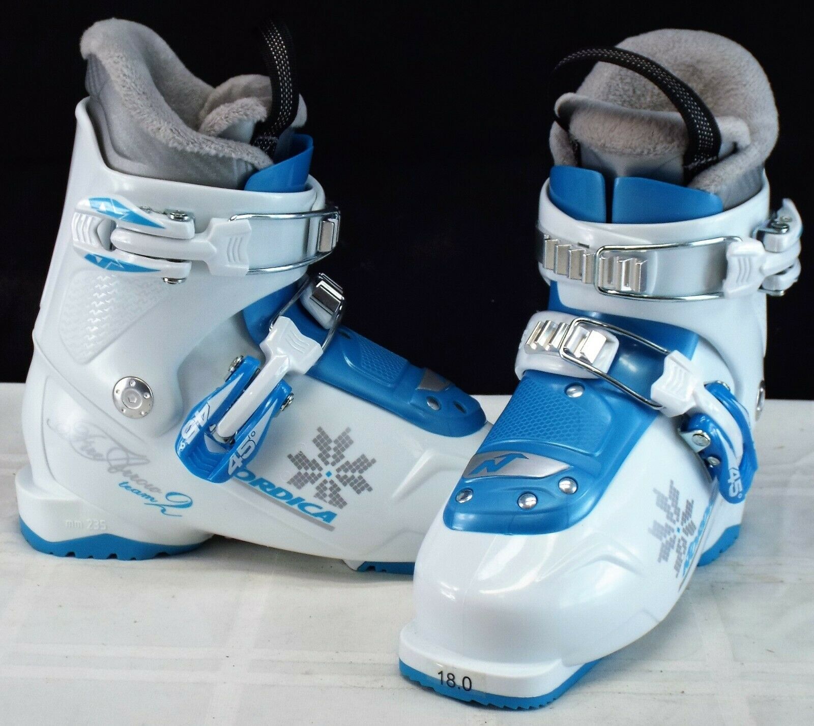 Nordica Fire Arrow Team 2 New Juniors Ski Boots Size 18.0 #346629