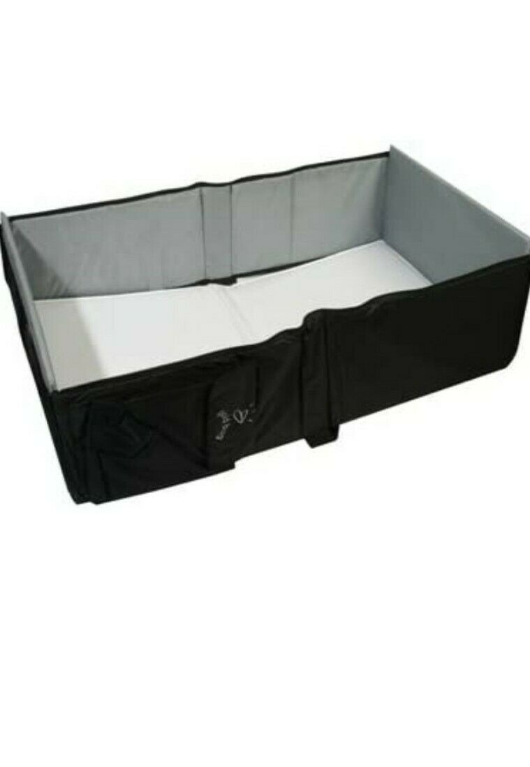 Eddie Bauer Infant Travel Bed  Portable Bassinet Changing Station Foldable New