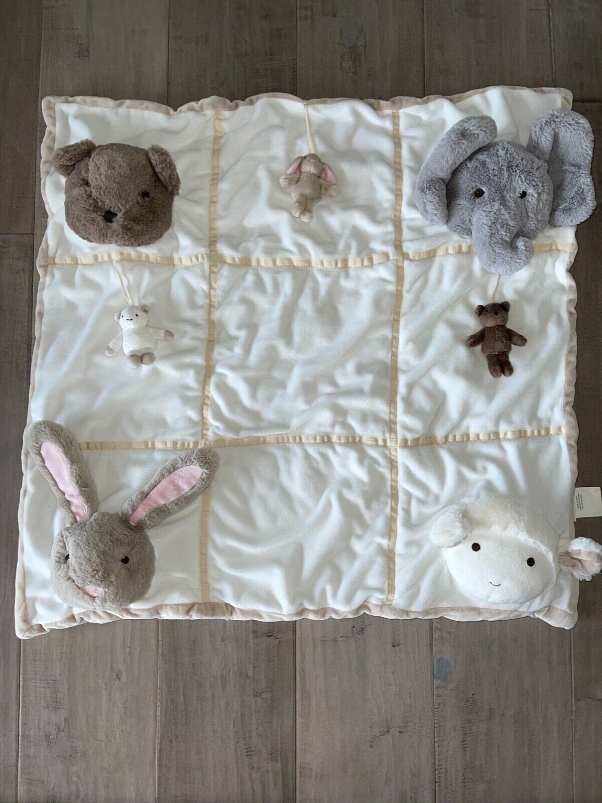 Pottery Barn Kids And Baby Playmat - White/neutrals - Animals