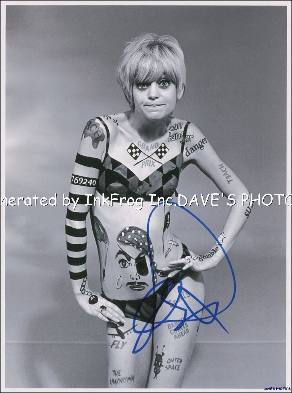 NICE SIGNED RP GOLDIE HAWN 8X10 B&W RP PHOTO w/coa Free Shipping