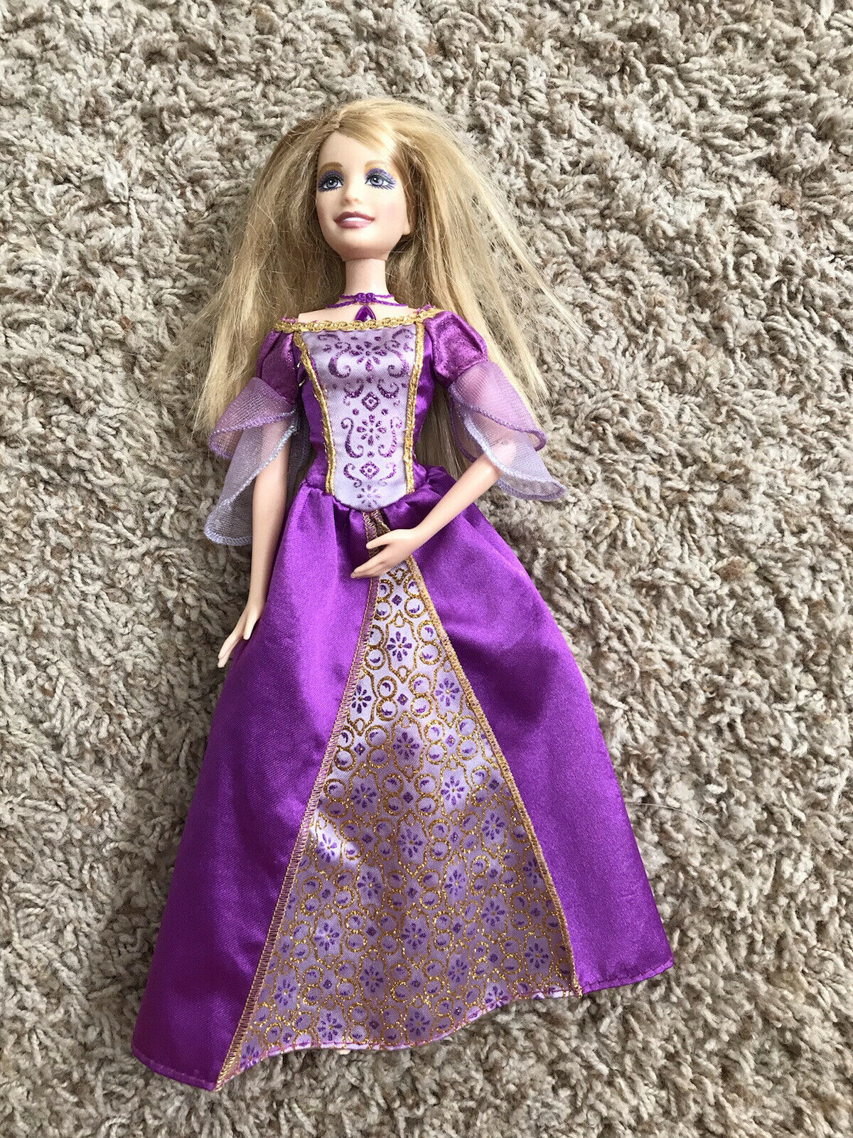 2007 Barbie Island Princess Luciana Doll & Dress Singing Mattel - Works!